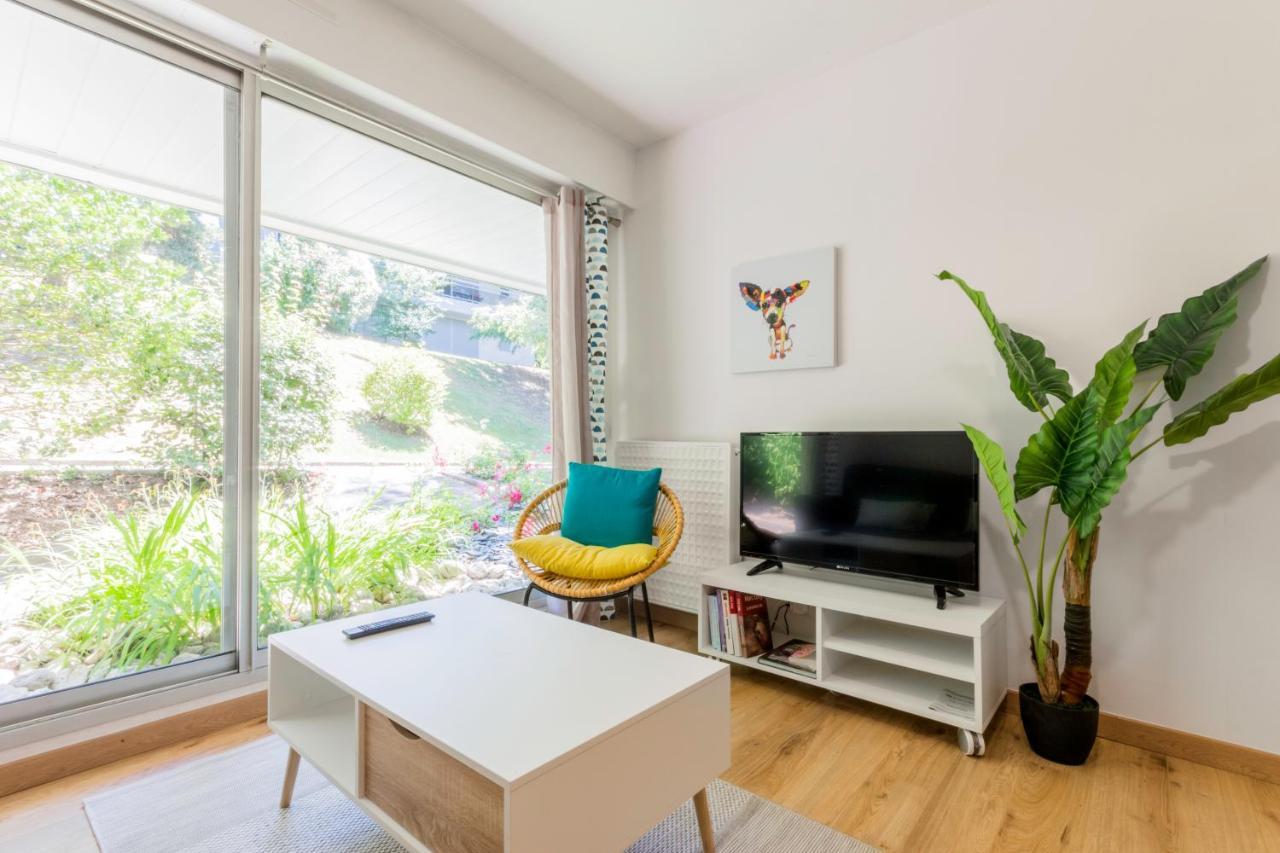 T2 Port De Appartement *
